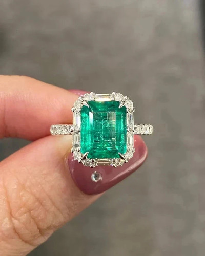Emerald cut natural - ct,