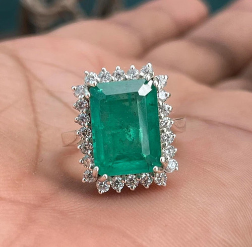 Emerald cut 50ct natural - cut,