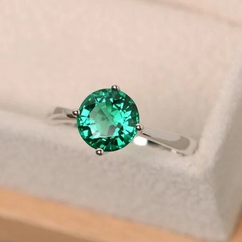 Natural emerald - 2.10,