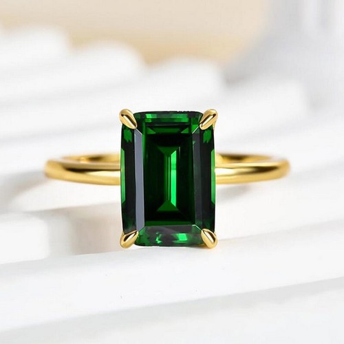 Emerald cut green diamond - emerald,