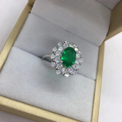 Oval cut natural - ct,