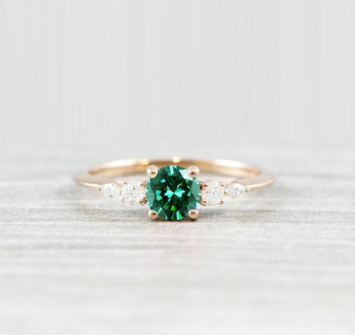 Round cut green - 1.50,