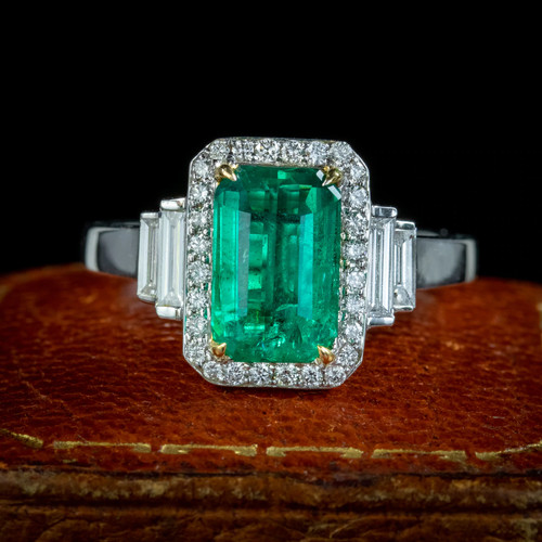 Emerald cut green - ct,
