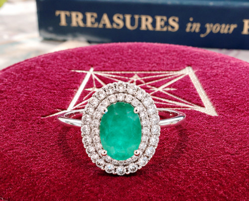 9ct white gold - gold, emerald