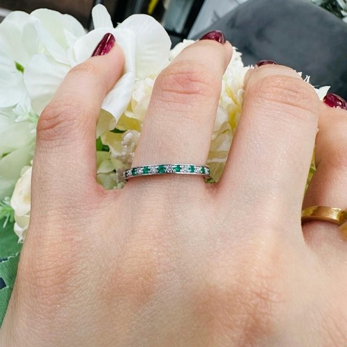 50ct natural emerald round - 0.50ct,