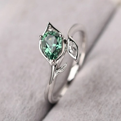 Pear cut green - green, diamond