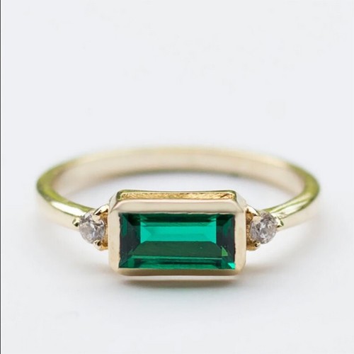 Emerald green diamond - 2, ct