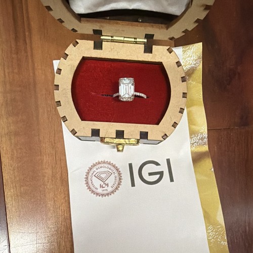 Igi certified diamond emerald - igi,