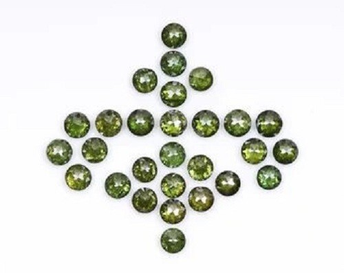 Natural diamond lot - diamond, green