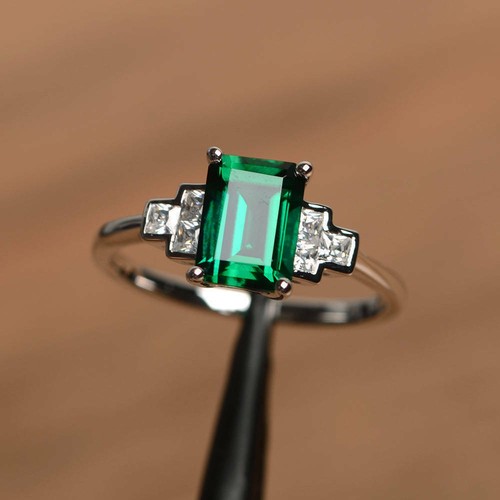 3ct emerald cut green - green,