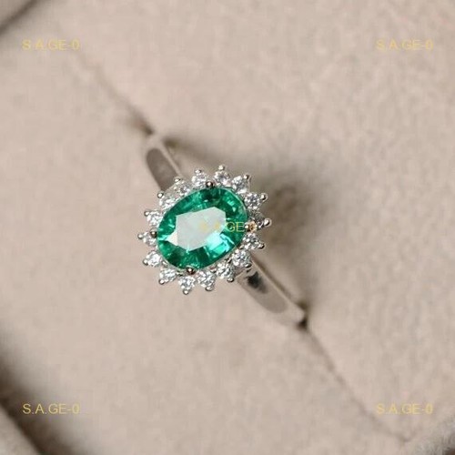 Emerald cut green - 2.14,